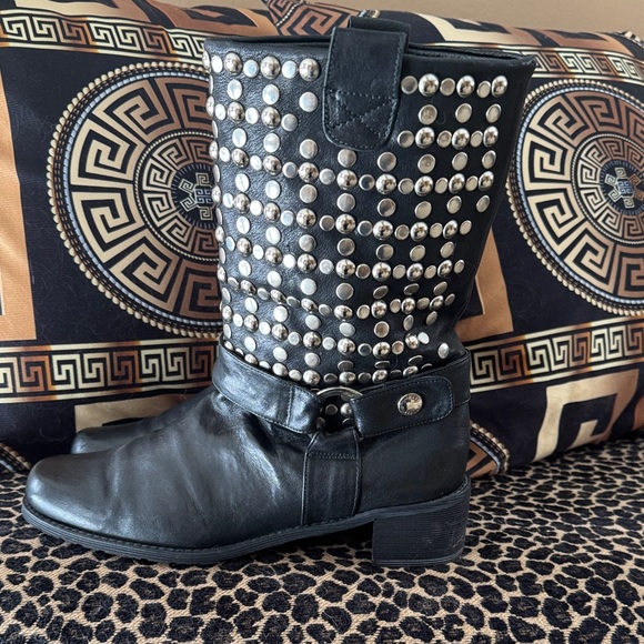 Stuart Weitzman Black Studded Moto Boots - Picture 12 of 13